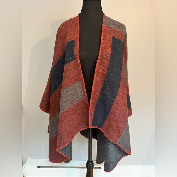 Reversible open shawl O/S by BB Dakota - Picture 4 of 4